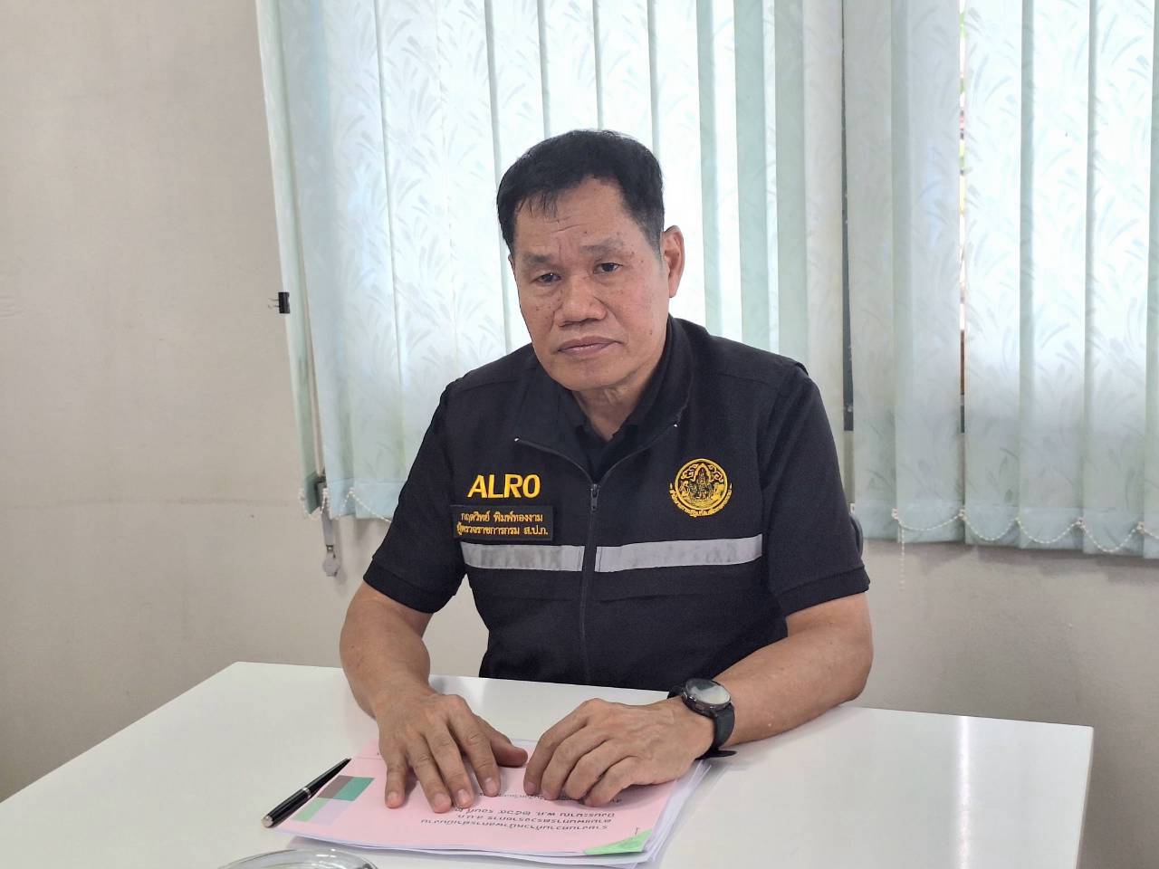 title - ผู้ตรวจราชการ ส.ป.ก. ลงพื้นที่จังหวัดสกลนคร ประชุมติดตามความก้าวหน้าผลการดำเนินงาน พร้อมตรวจเยี่ยมให้กำลังใจเกษตรกรในเขตปฏิรูปที่ดิน 